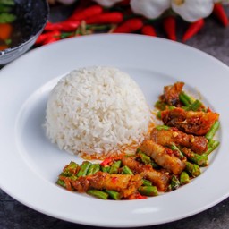 ผัดพริกแกง 1 กล่อง