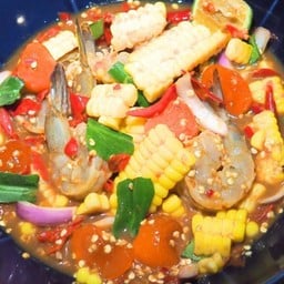 ยำข้าวโพด + กุ้งสด + ไข่แดงเค็ม