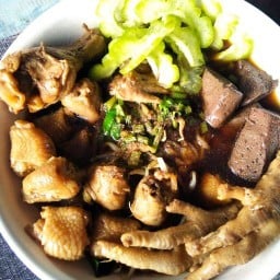 ป้านาง ลาบกาฬสินธุ์ &ก๋วยเตี๋ยวไก่ตุ๋น มะระ