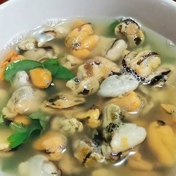 ต้มยำหอยแมลงภู่น้ำใส