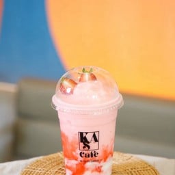 สตอเบอร์รี่สมูทตี้โยเกิรต