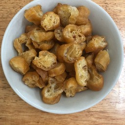 ปลาท่องโก๋กรอบ