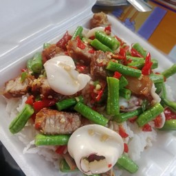 ข้าวผัดถั่ว