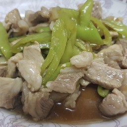 พริกออ่อนหมูหมัก!