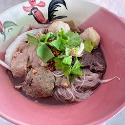 ก๋วยเตี๋ยว เนื้อ น้ำตก 🐄