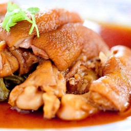 ข้าวขาหมูป้าตุ๋ย วัชรพล (สาขาวัชรพล)