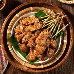 หมูปิ้ง 25 ไม้ + ฟรี ข้าวเหนียว 2 ห่อ