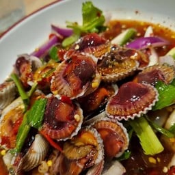 ยำหอยแครง