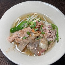ก๋วยเตี๋ยวหมูน้ำใส เช็งๆ (ธรรมดา)