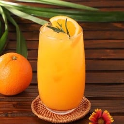 น้ำส้มคั้นสด