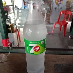 ผัดมาม่าในตำนาน เจ้นุชผัดมาม่า