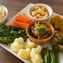 ร้านอาหารเหนือเมืองแพร่ ลำขะหนาด SINCE 2009