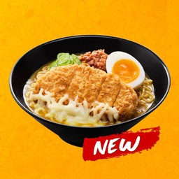 ราเมนแกงกะหรี่หมูชุบเกล็ดขนมปังทอดและชีส