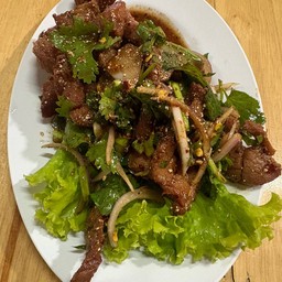 น้ำตกหมูทอด