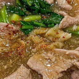 ราดหน้าหมู