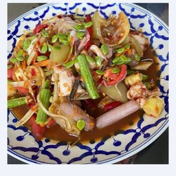 ร้านตำ อิ๊หย๋อง ตลาดโดม (อ่าวอุดม)