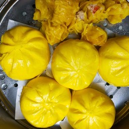 ขนมดอกไม้ไส้สับปะรด