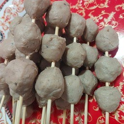 ลูกชิ้นทอด♥️ย่าเล็ก ♥️น้ำจิ้มรสเด็ด 🍡🍡😊😊