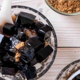 เฉาก๊วยในน้ำเชิ่อม100g