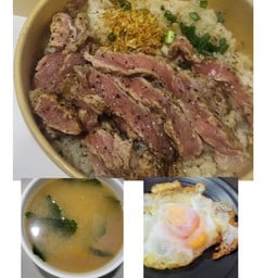 [เซตสุดฮิต] ข้าวมันเนื้อย่าง+ซุป+ไข่ดาว