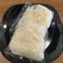 ขนมจีน (ห่อล่ะ)