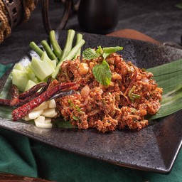 ลาบหมูทอด