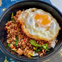 กะเพรา+ไข่ดาว