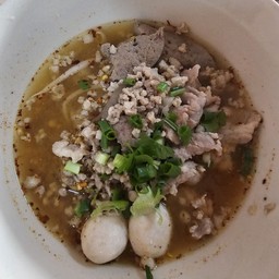 เช็ตสุดคุ้ม ก๋วยเตี๋ยว 3 ถุงแถมเปปซี่ 1 ขวด