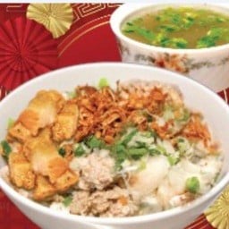 ร้านรุ่งเรืองข้าวต้มแห้ง และ ร้านหม่าม๊าซาลาเปา Central อยุธยา