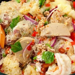 ยำวุ้นเส้นทะเลรวมมิตร