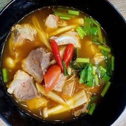 ต้มแซ่บกระดูกอ่อนหมู