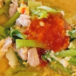 สุกี้หมู (แบบน้ำ)