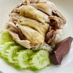 ข้าวมันไก่ต้ม พิเศษ