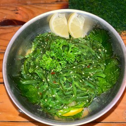 ยำสาหร่าย