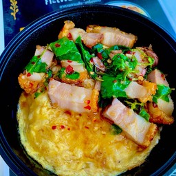 กะเพรา+ไข่ข้น