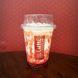 นมนัว สตรอเบอร์รี่