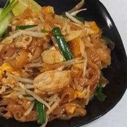 ผัดไทยไก่