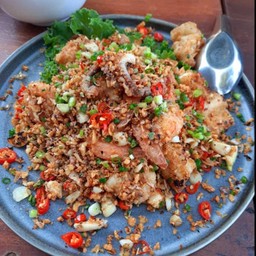 ทะเลรวมคั่วพริกเกลือ(กับข้าว)
