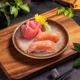 ซูชิแซลมอนสด