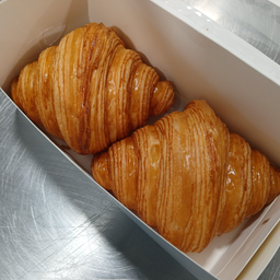 Double plain croissant