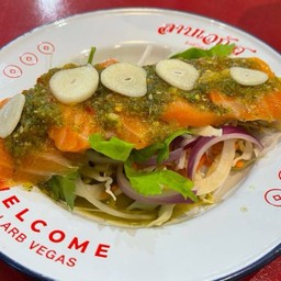 แซลมอนแซ่บ