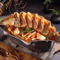 แกงส้มแป๊ะซะปลาช่อนทอด