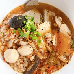 เกาเหลาหมูต้มยำรสเด็ด