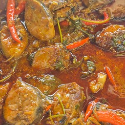 แกงปลาดุก ငါးခူချက်