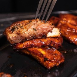 ซี่โครงหมูโรสแมรี12ชิ้น