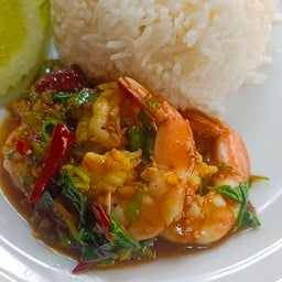 ข้าวกะเพรากุ้ง