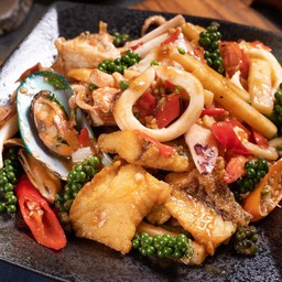 ผัดขี้เมาทะเล