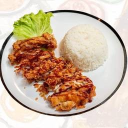 ข้าวไก่ทอดซอสบาร์บีคิว