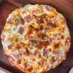 โรเซ่พิซซ่า Rosé Pizza