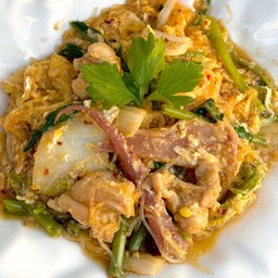 สุกี้แห้งหมู